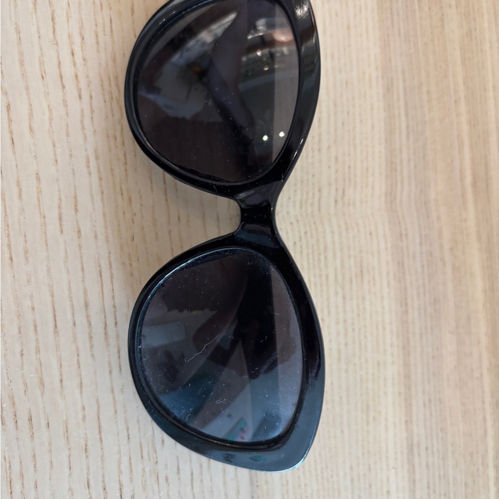 Stylish Black Sunglasses